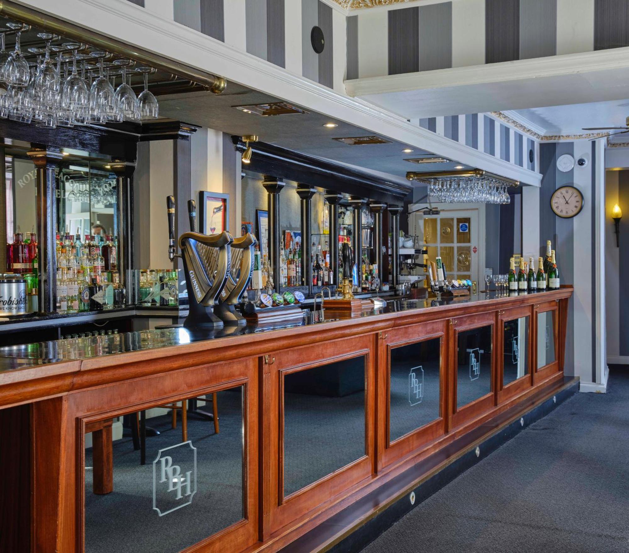 Royal Beacon Hotel Ексмут Екстериор снимка